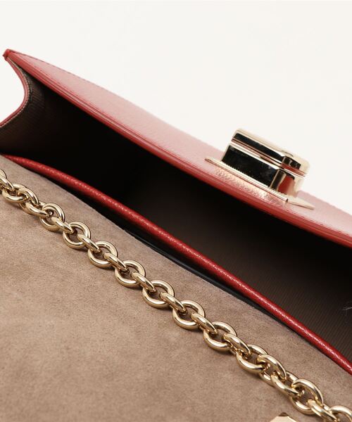 FURLA（フルラ）の「FURLA 1927 MINI CROSSBODY 20（ショルダーバッグ・レディース・レッド・ONE SIZE）」の3枚目の写真
