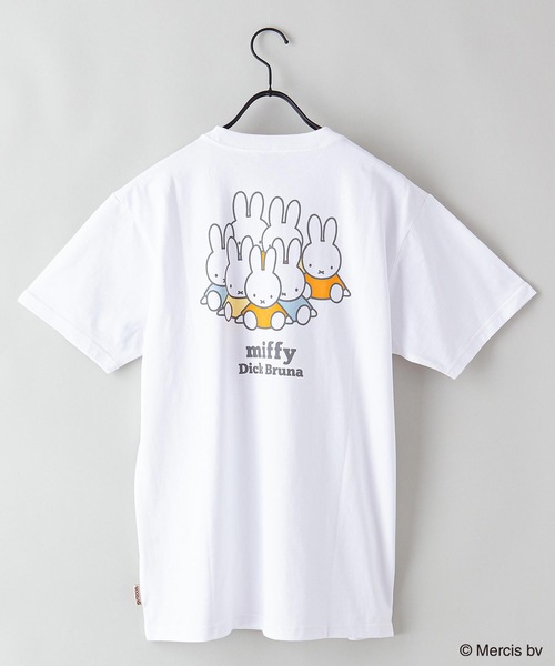 Miffy（ ミッフィー）の「【MIFFY/ミッフィー】プリントＴシャツ（Tシャツ/カットソー・レディース・ホワイト/オフホワイト/ホワイト系その他/ブラック/ピンク/ブルー/ベージュ/ベージュ系その他・SMALL/MEDIUM/LARGE/X-LARGE）」の9枚目の写真