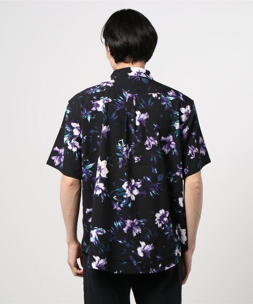 WEGO（ウィゴー）の「WEGO/フラワーパターンビッグシルエット半袖Tシャツ（シャツ/ブラウス・メンズ・ブラック/グリーン・MEDIUM/LARGE）」の14枚目の写真