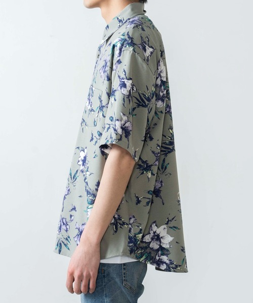 WEGO（ウィゴー）の「WEGO/フラワーパターンビッグシルエット半袖Tシャツ（シャツ/ブラウス・メンズ・ブラック/グリーン・MEDIUM/LARGE）」の11枚目の写真