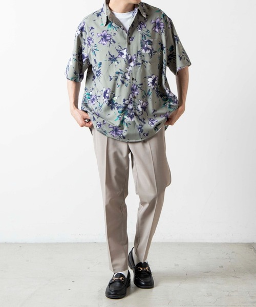 WEGO（ウィゴー）の「WEGO/フラワーパターンビッグシルエット半袖Tシャツ（シャツ/ブラウス・メンズ・ブラック/グリーン・MEDIUM/LARGE）」の6枚目の写真