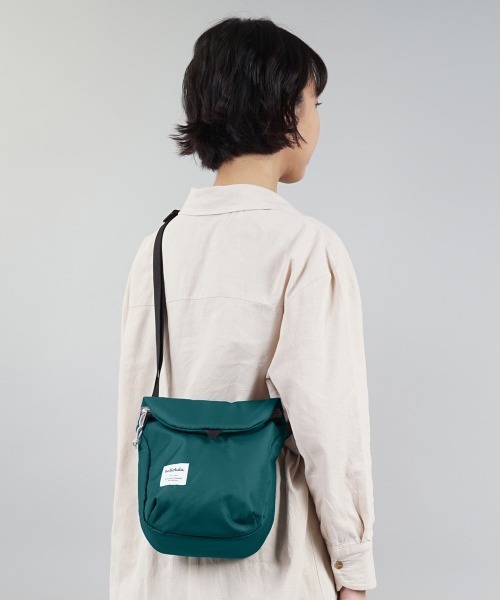 hellolulu(ハロルル)の「hellolulu DESI All Day Sling Bag - 731044(ショルダーバッグ・レディース・ダークブルー/オリーブ/ブラック/グレー系その他/ブルー系その他2・ONE)」の5枚目の写真