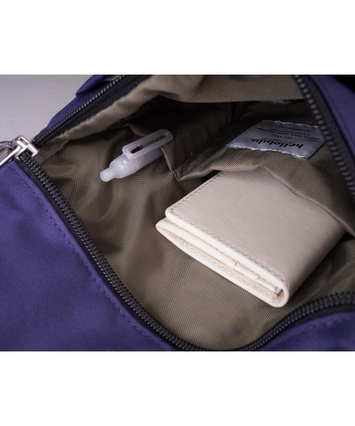 hellolulu(ハロルル)の「hellolulu DESI All Day Sling Bag - 731044(ショルダーバッグ・レディース・ダークブルー/オリーブ/ブラック/グレー系その他/ブルー系その他2・ONE)」の20枚目の写真