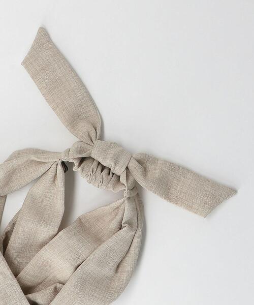 green label relaxing(グリーンレーベルリラクシング)の「CFC フハク ツイストリボン ターバン(ヘアバンド・レディース・ブラック/ベージュ・FREE)」の3枚目の写真