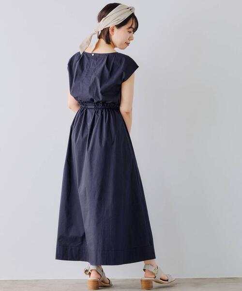 green label relaxing(グリーンレーベルリラクシング)の「CFC フハク ツイストリボン ターバン(ヘアバンド・レディース・ブラック/ベージュ・FREE)」の11枚目の写真