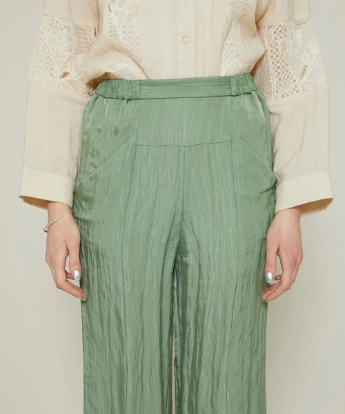 muller of yoshiokubo(ミュラーオブヨシオクボ)の「【muller of yoshiokubo(ミュラーオブヨシオクボ)】Luster straight pants/ラスターストレートパンツ MLS21409(その他パンツ・レディース・イエロー/グリーン・36/38)」の3枚目の写真