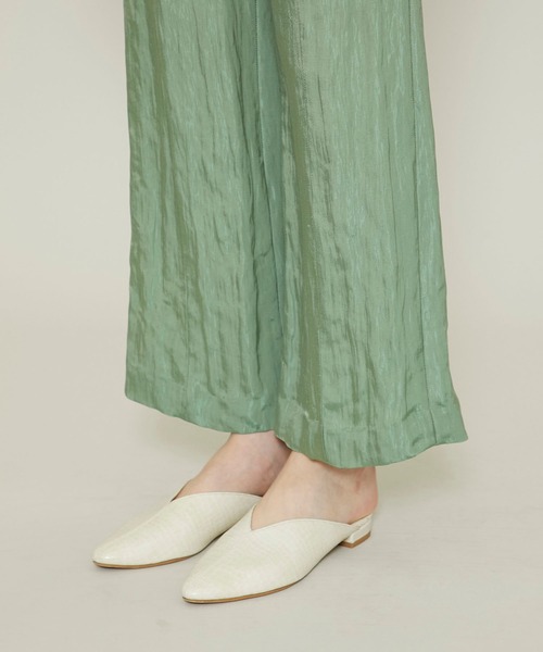 muller of yoshiokubo(ミュラーオブヨシオクボ)の「【muller of yoshiokubo(ミュラーオブヨシオクボ)】Luster straight pants/ラスターストレートパンツ MLS21409(その他パンツ・レディース・イエロー/グリーン・36/38)」の21枚目の写真
