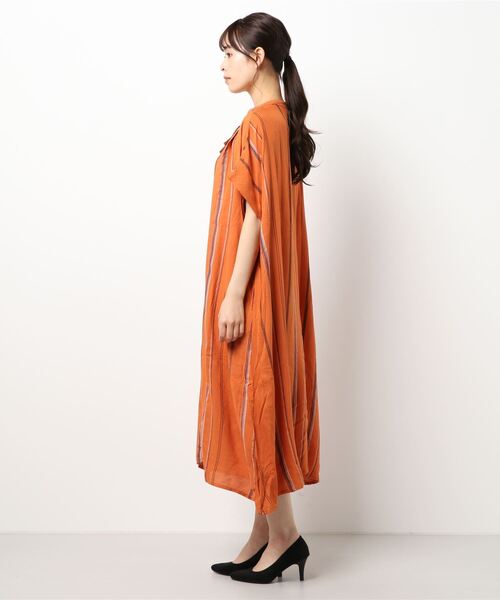 チャイハネ(チャイハネ)の「【チャイハネ】ストライプ織りワンピース(シャツワンピース・レディース・ホワイト/オレンジ/ブルー・FREE)」の22枚目の写真