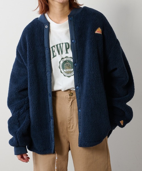 KELTY（ケルティ）の「【ZOZOTOWN限定】【KELTY/ケルティ】別注フロントスナップレトロフリースカーディガン（ノーカラージャケット・メンズ・アイボリー/ベージュ/ブラック/ネイビー・SMALL/MEDIUM/X-LARGE/LARGE）」の4枚目の写真