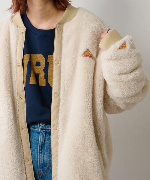 KELTY（ケルティ）の「【ZOZOTOWN限定】【KELTY/ケルティ】別注フロントスナップレトロフリースカーディガン（ノーカラージャケット・メンズ・アイボリー/ベージュ/ブラック/ネイビー・SMALL/MEDIUM/X-LARGE/LARGE）」の2枚目の写真