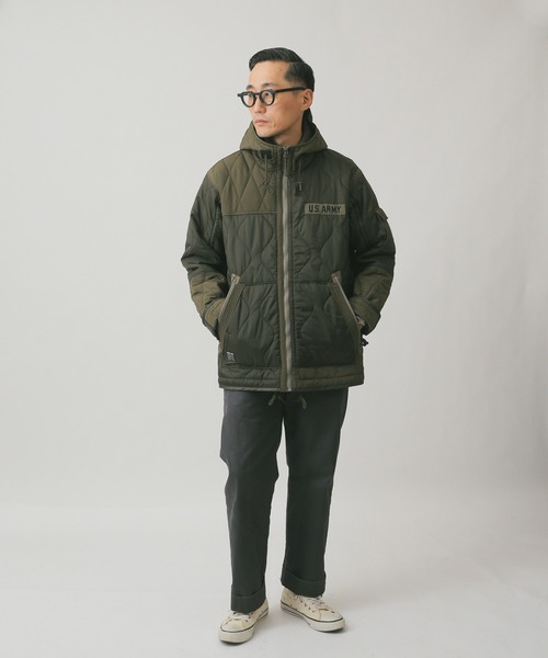 AVIREX（アヴィレックス）の「AVIREX 6102180 COMBI QUILT ZIP PARKA
