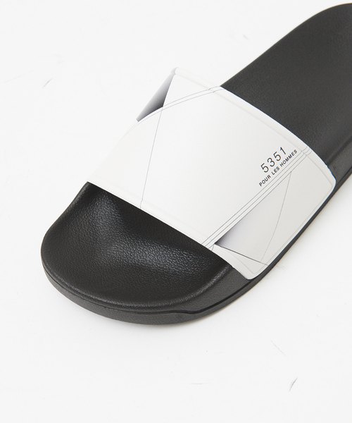 5351 POUR LES HOMMES(ゴーサンゴーイチプールオム)の「ダイヤモンド シャワーサンダル(サンダル・メンズ・ホワイト/ブラック・LL/M/L)」の15枚目の写真