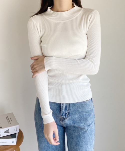 CLEA（クレア）の「ベーシックハイネックリブニット（ニット/セーター・レディース・ブラウン/グレー/ホワイト/ブラック・FREE）」の5枚目の写真