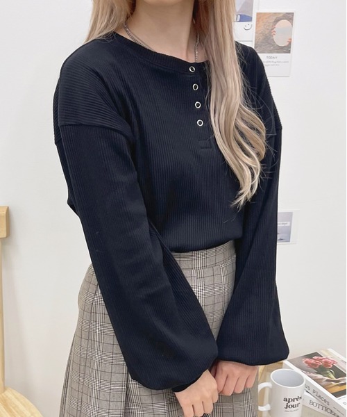 apres jour(アプレジュール)の「袖ボリュームヘンリプルオーバー【ZOZOTOWN限定アイテム】(Tシャツ/カットソー・レディース・アイボリー/モカ/グリーン/ブラック・フリー/X-LARGE)」の12枚目の写真