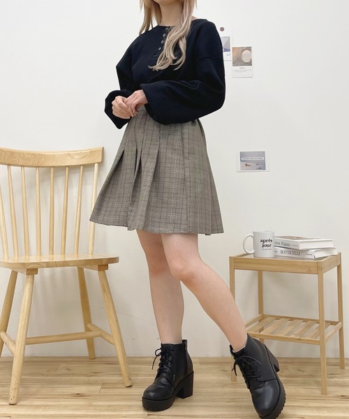 apres jour(アプレジュール)の「袖ボリュームヘンリプルオーバー【ZOZOTOWN限定アイテム】(Tシャツ/カットソー・レディース・アイボリー/モカ/グリーン/ブラック・フリー/X-LARGE)」の16枚目の写真