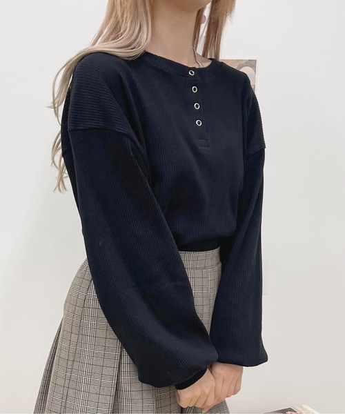 apres jour(アプレジュール)の「袖ボリュームヘンリプルオーバー【ZOZOTOWN限定アイテム】(Tシャツ/カットソー・レディース・アイボリー/モカ/グリーン/ブラック・フリー/X-LARGE)」の11枚目の写真