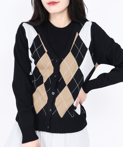 WC(ダブル シー)の「アーガイルニットカーディガン(カーディガン/ボレロ・レディース・ネイビー/サックスブルー/ブラック×ホワイト/ブラック×ブルー・FREE)」の2枚目の写真