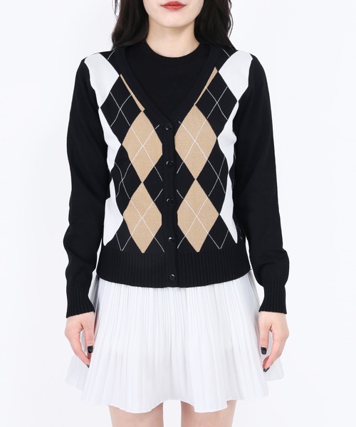 WC(ダブル シー)の「アーガイルニットカーディガン(カーディガン/ボレロ・レディース・ネイビー/サックスブルー/ブラック×ホワイト/ブラック×ブルー・FREE)」の11枚目の写真