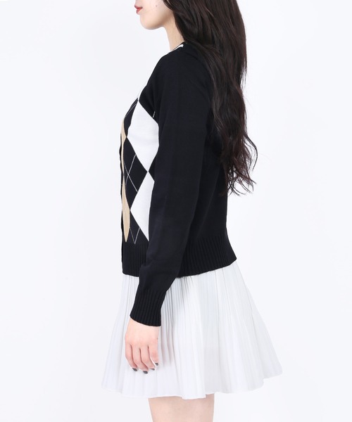 WC(ダブル シー)の「アーガイルニットカーディガン(カーディガン/ボレロ・レディース・ネイビー/サックスブルー/ブラック×ホワイト/ブラック×ブルー・FREE)」の10枚目の写真