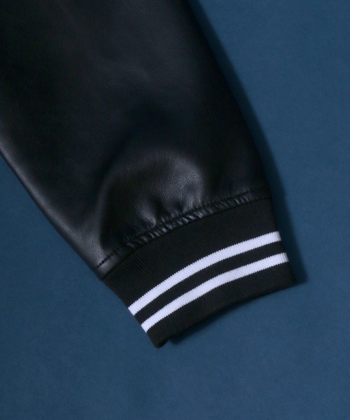 ANPAS(アンパス)の「Wool Melton Varsity Jacket/ウールメルトン 袖フェイクレザー スタジャン(スタジャン・メンズ・グレー/ブラック/ネイビー・M/L/XL)」の11枚目の写真