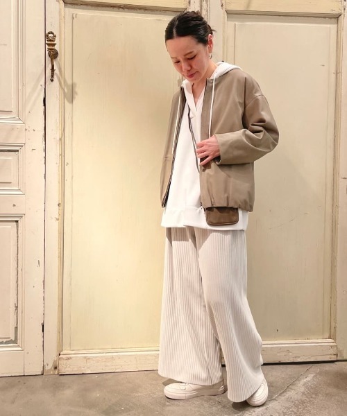 BEARDSLEY（ビアズリー）の「より滑らかな素材を使用 Newレザー