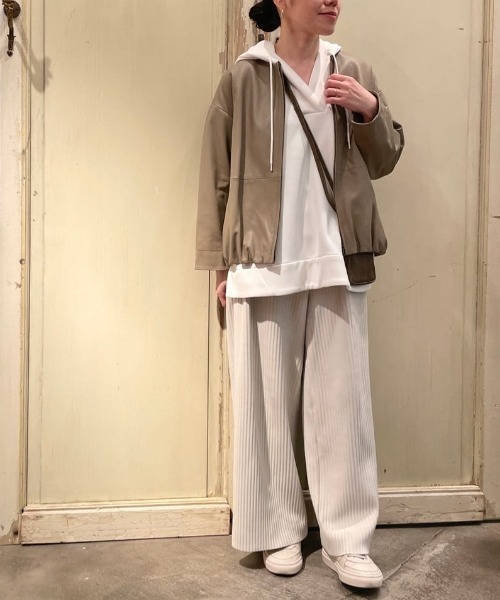 BEARDSLEY（ビアズリー）の「より滑らかな素材を使用 Newレザー