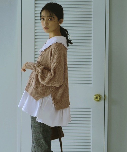 RUIRUE BOUTIQUE(ルイルエブティック)の「2way | 着脱ビックフリルカラー付きケーブルニットシャツ | ケーブルニット クルーネック トップス リブニット 長袖 ベーシック シンプル(ニット/セーター・レディース・ベージュ/杢グレー/アイボリー・M/L)」の6枚目の写真