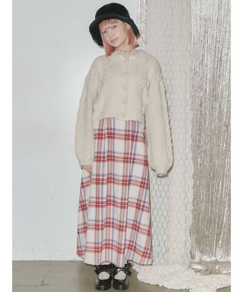 merry jenny（メリージェニー）の「flowerケーブルニットジャケット（カーディガン/ボレロ・レディース・ブラック/ブラウン/アイボリー・FREE）」の9枚目の写真