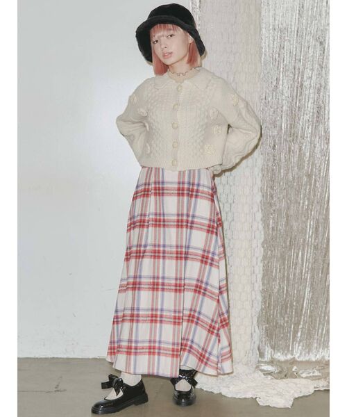 merry jenny（メリージェニー）の「flowerケーブルニットジャケット（カーディガン/ボレロ・レディース・ブラック/ブラウン/アイボリー・FREE）」の10枚目の写真