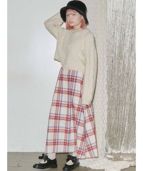 merry jenny（メリージェニー）の「flowerケーブルニットジャケット（カーディガン/ボレロ・レディース・ブラック/ブラウン/アイボリー・FREE）」の11枚目の写真