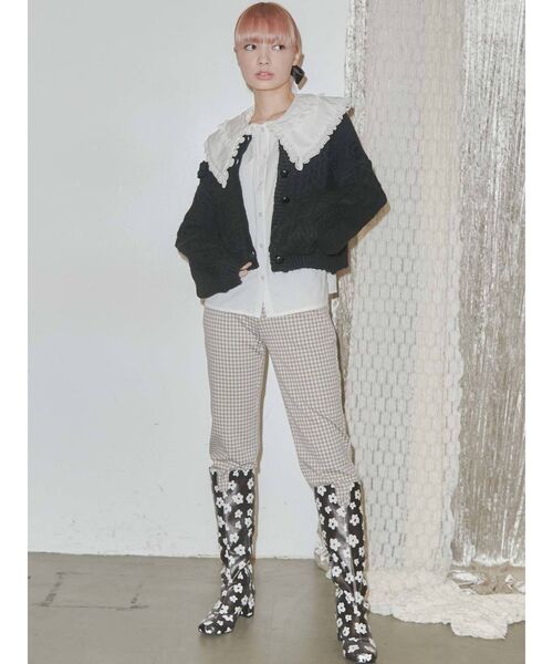 merry jenny（メリージェニー）の「flowerケーブルニットジャケット（カーディガン/ボレロ・レディース・ブラック/ブラウン/アイボリー・FREE）」の17枚目の写真