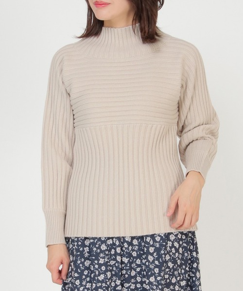 ikka（イッカ）の「7Gワイドリブ切り替えプルオーバー（ニット/セーター・レディース・ダークグリーン/ベージュ/レッド・M/L）」の2枚目の写真