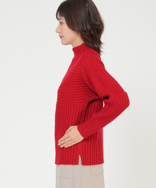 ikka（イッカ）の「7Gワイドリブ切り替えプルオーバー（ニット/セーター・レディース・ダークグリーン/ベージュ/レッド・M/L）」の4枚目の写真