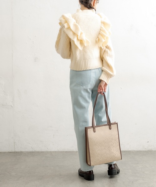 OLIVE des OLIVE（オリーブデオリーブ）の「フリルケーブルニット（ニット/セーター・レディース・ブラック/オフホワイト/ラベンダー・FREE）」の6枚目の写真