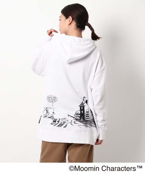 MOOMIN(ムーミン)の「◆MOOMIN ムーミン / バックプリント 裏毛フーディー(パーカー・レディース・ライトブルー/グレー/ベージュ/アイボリー/ブラック・99)」の1枚目の写真