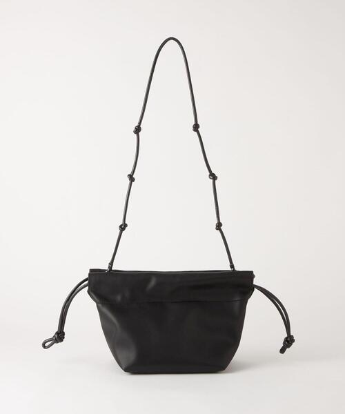 green label relaxing（グリーンレーベルリラクシング）の「ツイストハンドル 2WAY バッグ M（ショルダーバッグ・レディース・ブラック/ブラウン/その他1・FREE）」の4枚目の写真