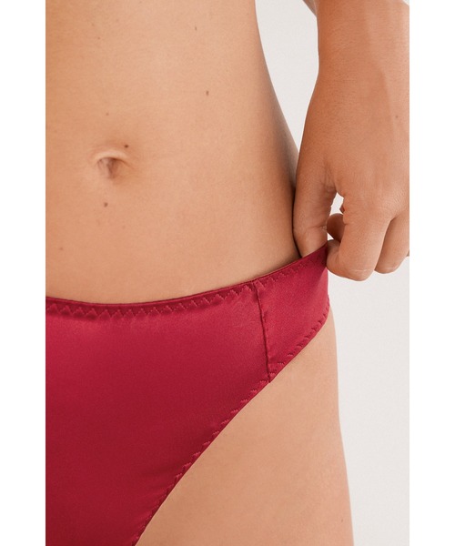 Intimissimi(インティミッシミ)の「シルク ブラジリアン(ショーツ・レディース・ブラック/ピンクゴールド/ブルー/アイボリー/レッド・L/S/XS/M)」の12枚目の写真