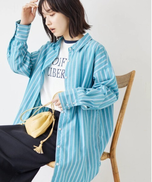 Green　Parks（グリーンパークス）の「カワイイストライプBigシャツ（シャツ/ブラウス・レディース・ピンク/イエロー/ブルー/グリーン・FREE）」の2枚目の写真