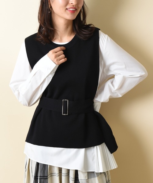 INTERPLANET（インタープラネット）の「ニットベスト付きアシメプリーツブラウス（シャツ/ブラウス・レディース・ブラック/ベージュ/グレー/グリーン・FREE）」の2枚目の写真
