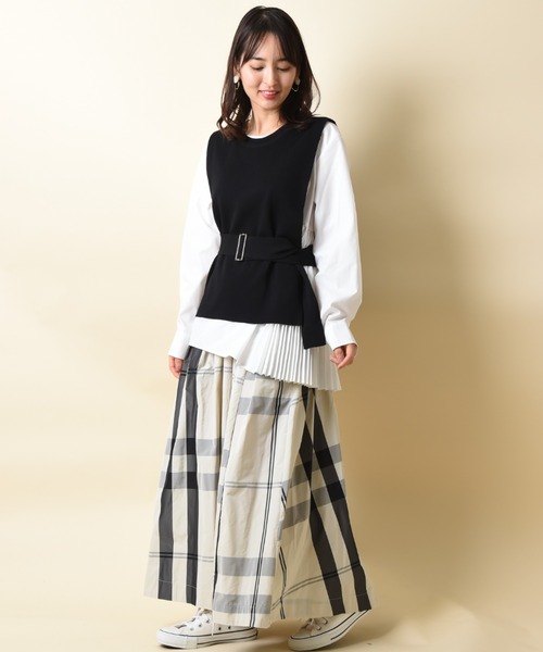 INTERPLANET（インタープラネット）の「ニットベスト付きアシメプリーツブラウス（シャツ/ブラウス・レディース・ブラック/ベージュ/グレー/グリーン・FREE）」の11枚目の写真