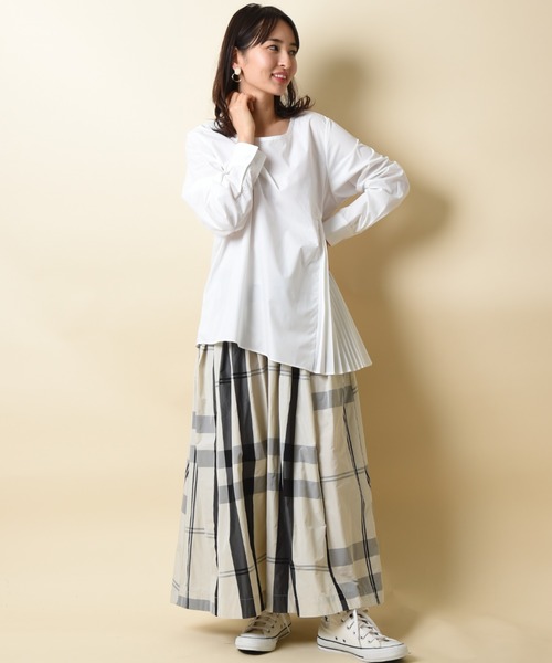 INTERPLANET（インタープラネット）の「ニットベスト付きアシメプリーツブラウス（シャツ/ブラウス・レディース・ブラック/ベージュ/グレー/グリーン・FREE）」の19枚目の写真