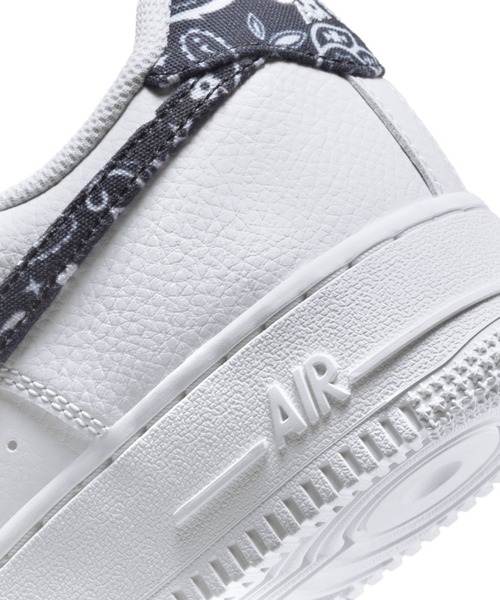 NIKE（ナイキ）の「NIKE/ナイキ AIR FORCE 1 07 ESSEN（スニーカー・レディース・ホワイト・24/23/25）」の8枚目の写真