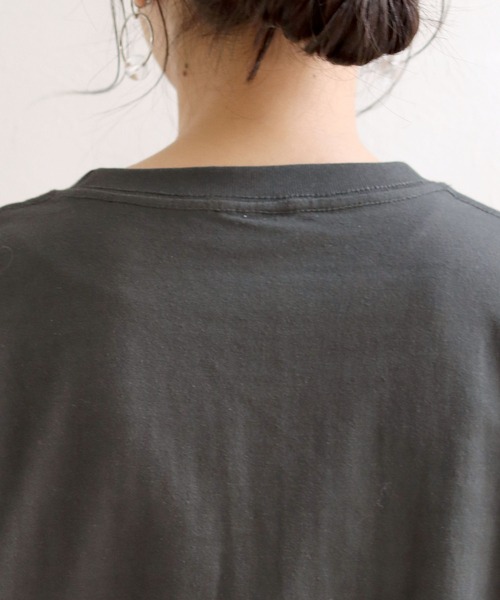 HER CLOSET(ハークローゼット)の「【shemoshelly】WEB限定ビッグシルエットカレッジロゴロンT【ユニセックス】(Tシャツ/カットソー・レディース・ホワイト/チャコールグレー/ブラック/ネイビー/グリーン/杢グレー・M/L/XL)」の10枚目の写真
