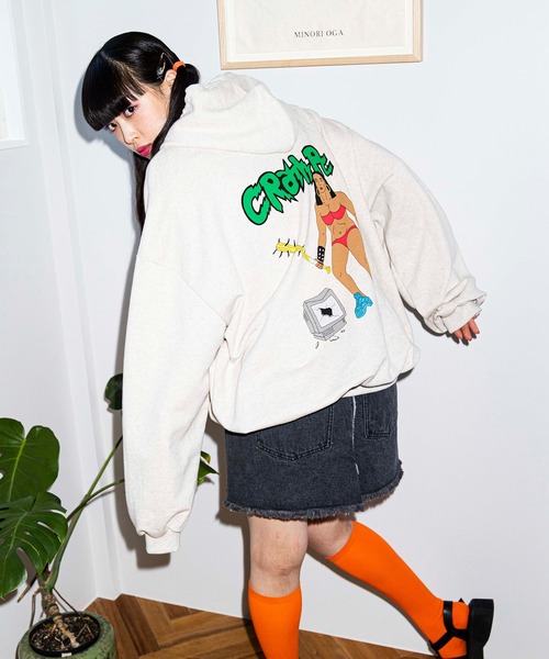 PUNYUS（プニュズ）の「CRASH PCパーカー（パーカー・レディース・オートミール/ブルー/ブラック/ライム・3/4）」の7枚目の写真