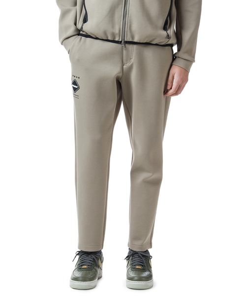 F.C.Real Bristol（エフシーレアルブリストル）の「TECH SWEAT FLAT HEM PANTS（スウェットパンツ・メンズ・グレー/ブラック/ベージュ・SMALL/X-LARGE/LARGE/MEDIUM）」の18枚目の写真