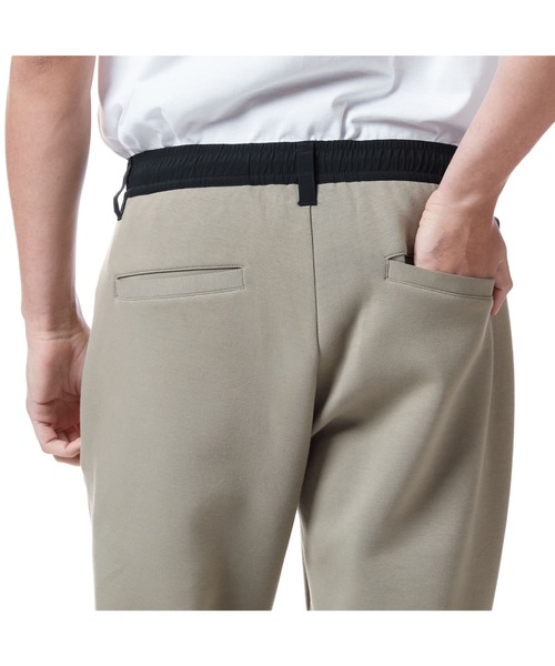 F.C.Real Bristol（エフシーレアルブリストル）の「TECH SWEAT FLAT HEM PANTS（スウェットパンツ・メンズ・グレー/ブラック/ベージュ・SMALL/X-LARGE/LARGE/MEDIUM）」の4枚目の写真