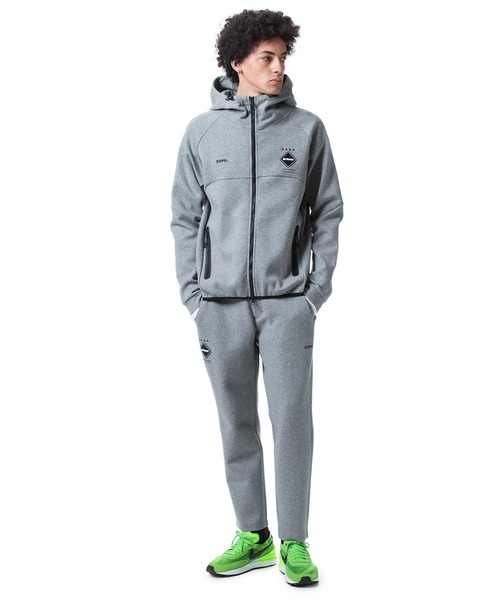 F.C.Real Bristol（エフシーレアルブリストル）の「TECH SWEAT FLAT HEM PANTS（スウェットパンツ・メンズ・グレー/ブラック/ベージュ・SMALL/X-LARGE/LARGE/MEDIUM）」の6枚目の写真