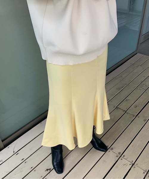 FREE'S MART（フリーズマート）の「カラーマーメイドスカート（スカート・レディース・ブラウン/イエロー/ライトベージュ/ブラック/ピンク系その他/ブルーグリーン・マルチサイズ）」の12枚目の写真