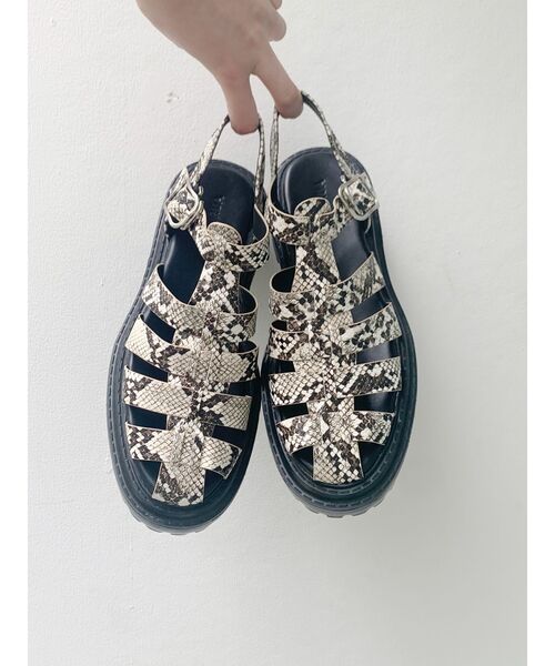 MURUA（ムルーア）の「モードグルカサンダル（サンダル・レディース・ブラック/その他1・35/36/37）」の6枚目の写真