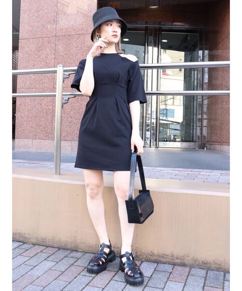 K00034 ムルーアMURUA スタッズハイヒール クロスストラップサンダル[品番：MKSW0048913]｜MURUA（ムルーア
